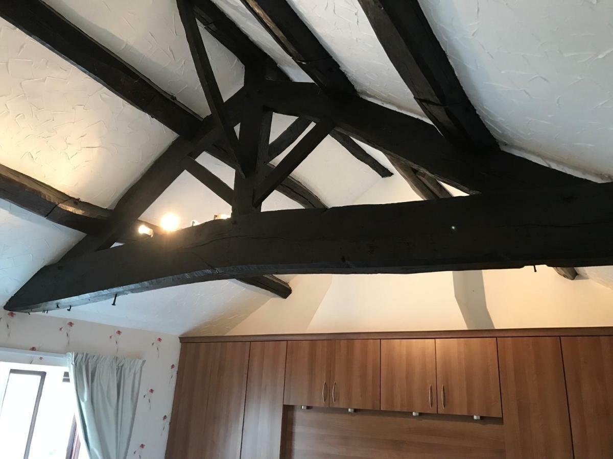 The Cottage, Cosy 2 Bedroom Pet Friendly Perfect For Contractors Free Secure Parking,Cctv Leeds  Dış mekan fotoğraf
